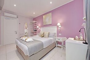 Roman Holiday Charming