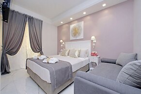 Roman Holiday Charming