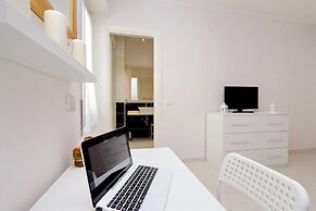 Roman Holiday Charming