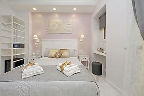 Roman Holiday Charming