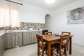 Dolphin Court Gozo