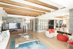 Vhillas Private Luxury Villa Regnum