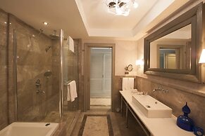 Vhillas Private Luxury Villa Regnum