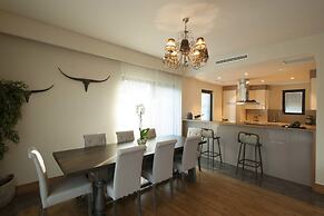 Vhillas Private Luxury Villa Mana