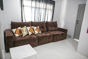 Casa 2 Amarela - Casa piscina 10 pessoas