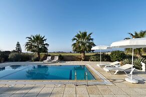 Bungalow Blue Waters by Amy Villas