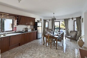 Bungalow Blue Waters by Amy Villas