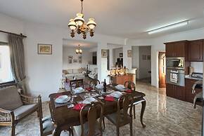 Bungalow Blue Waters by Amy Villas