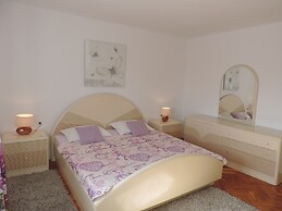 Holiday Home Voloder