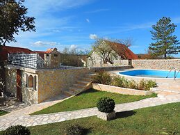 Holiday Home Voloder