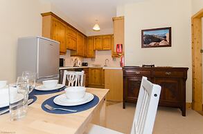 Braemar Apartment