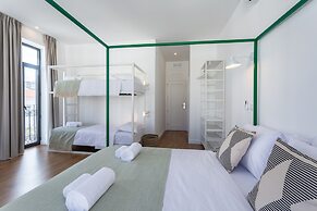 Alameda Exclusive House