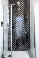 Alameda Exclusive House