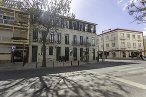 Alameda Exclusive House