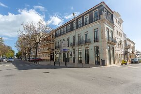 Alameda Exclusive House