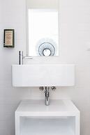 Alameda Exclusive House