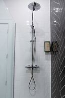 Alameda Exclusive House