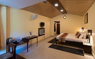 Corbett Wild Resort - A River Access Property