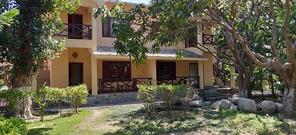 Corbett Wild Resort - A River Access Property