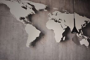 Comely Luxury Apt Must