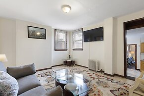 Halsey Haven - Center Of Downtown Arts District 2 Bedroom Apts by RedA