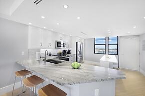 South Seas Tower 3-1202