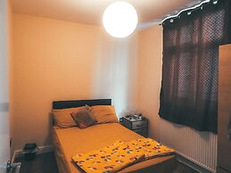 Comfortable serviced flat in London City Centre