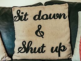 Comfortable serviced flat in London City Centre