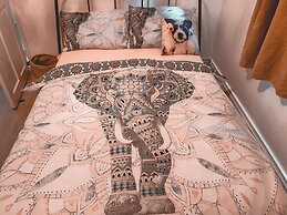 Comfortable serviced flat in London City Centre