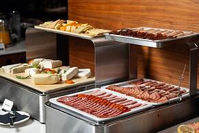 Hotel California by Aycon