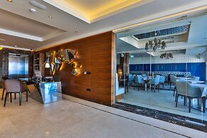 Hotel California by Aycon