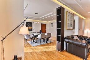 Hotel California by Aycon