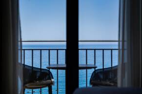 Hotel California by Aycon