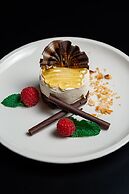 Hotel California by Aycon