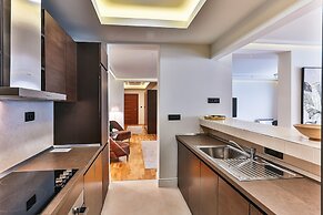 Hotel California by Aycon