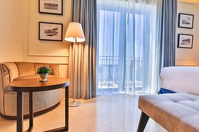 Hotel California by Aycon