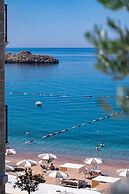 Hotel California by Aycon