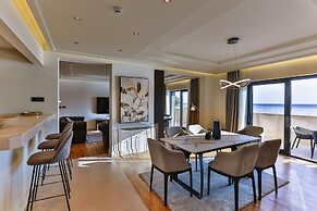 Hotel California by Aycon