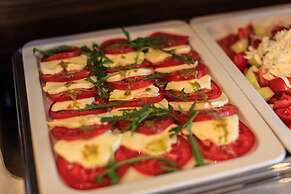 Hotel California by Aycon