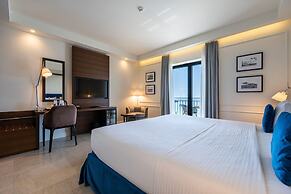 Hotel California by Aycon