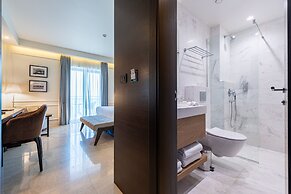 Hotel California by Aycon