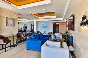 Hotel California by Aycon