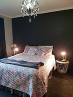 Blackhouse Guesthouse