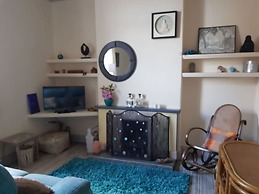 Lingdale 4 Bedroom House & Trundlebed Option