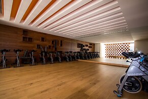 Miyana Luxury Suites