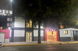 Hotel Aquario CDMX - Central del Norte