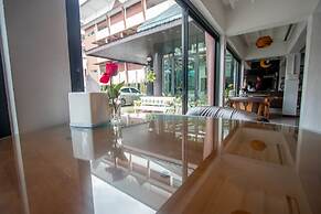 Huay Kaew Palace 1