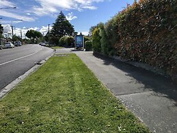 Between City Center & Airport