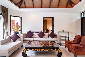 Phuket Ratchamaka Pool Villa