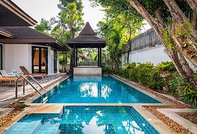 Phuket Ratchamaka Pool Villa